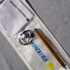 NWT Stylus Set ~ The Friendly Swede